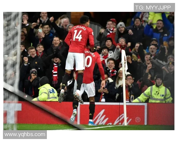 巴拉多利德引援受挫，曼城球员拒绝加盟引发球迷热议