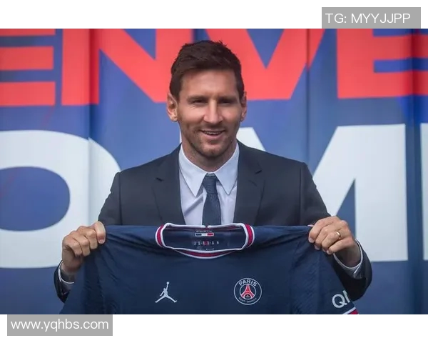巴黎圣日耳曼俱乐部宣布签下国际足坛新秀，引发球迷热议